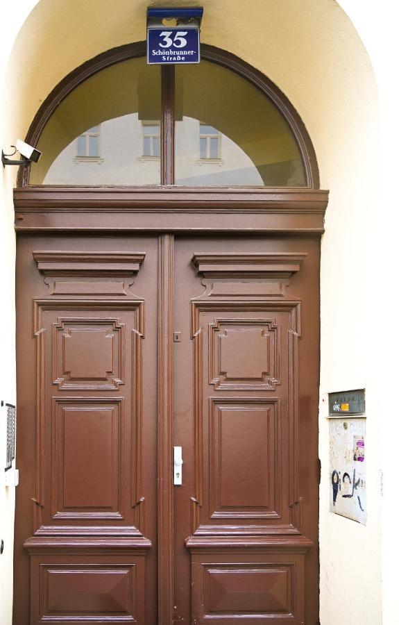 Modern Schoenbrunn Appartement Wenen